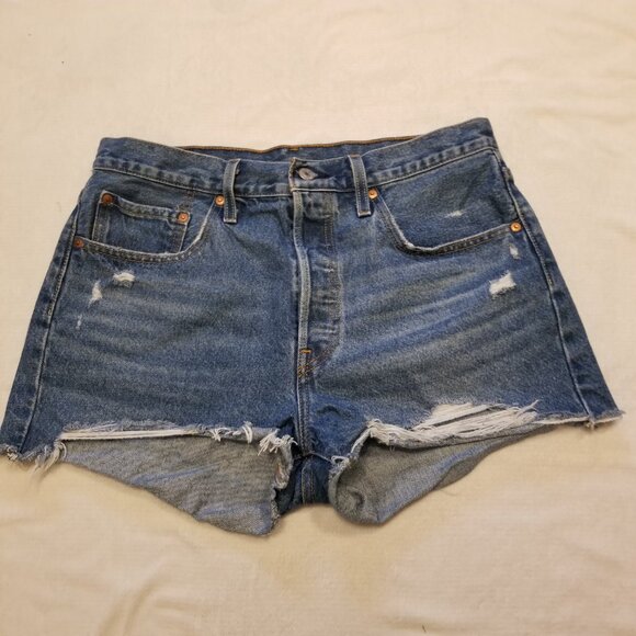 Levi's 501 High Waisted Jean Denim Shorts W31 Medium Wash Blude Faded Distressed - Picture 3 of 13